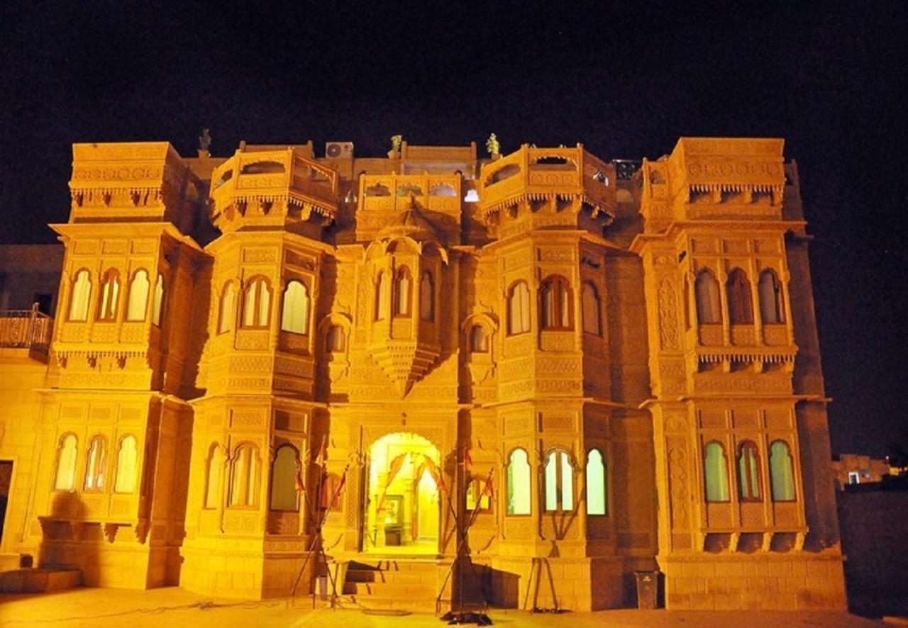 Hotel Lal Garh Fort And Palace Джайсалмер Екстериор снимка